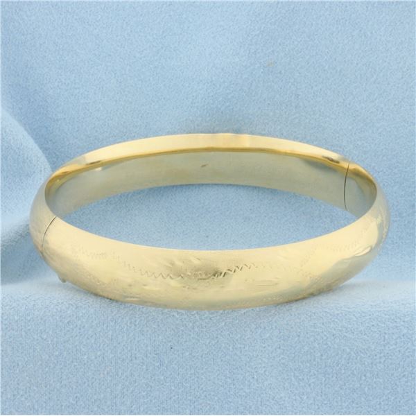 Etched Design Hinged Bangle Bracelet in 14k Yellow Gold