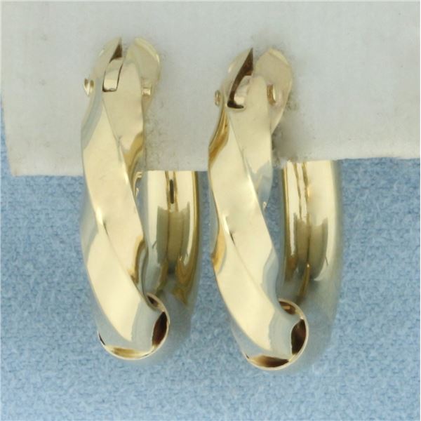 Twisting Design Hoop Earrings in 14k Yellow Gold