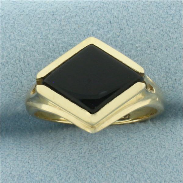 Vintage Onyx Ring in 14K Yellow Gold