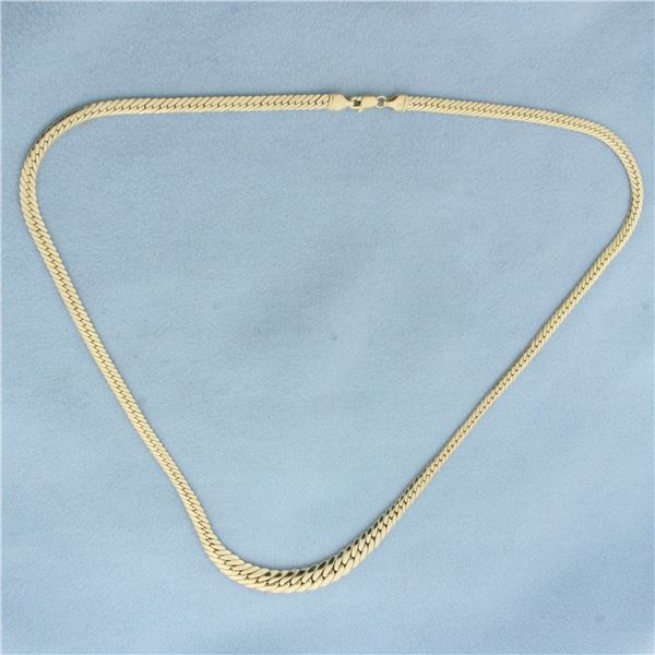 17 Inch Italian Graduated Herringbone Link Chain Necklace in 14k Yellow Gold