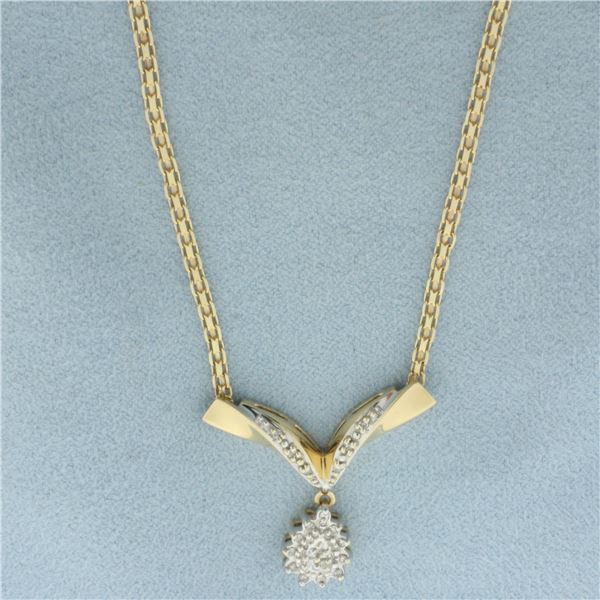 Diamond Dangle Necklace in 14k Yellow Gold