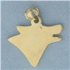 Image 2 : Wolf Pendant in 14k Yellow Gold