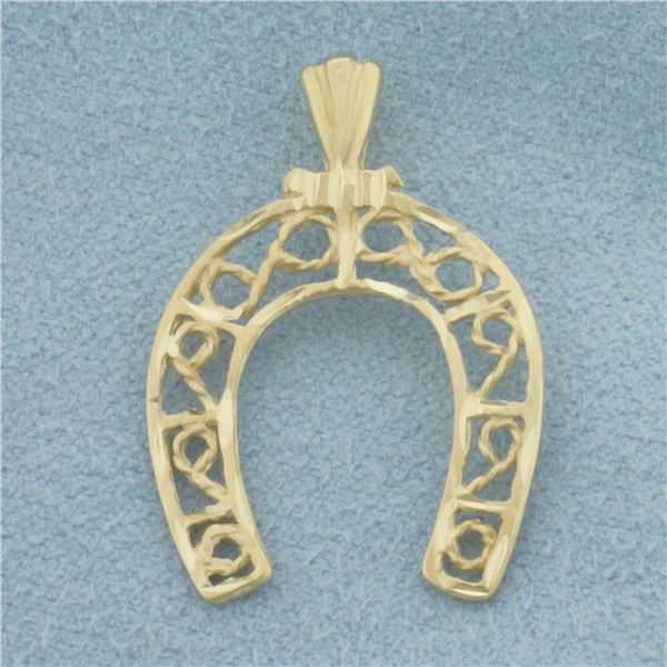 Horseshoe Filigree Pendant in 14k Yellow Gold