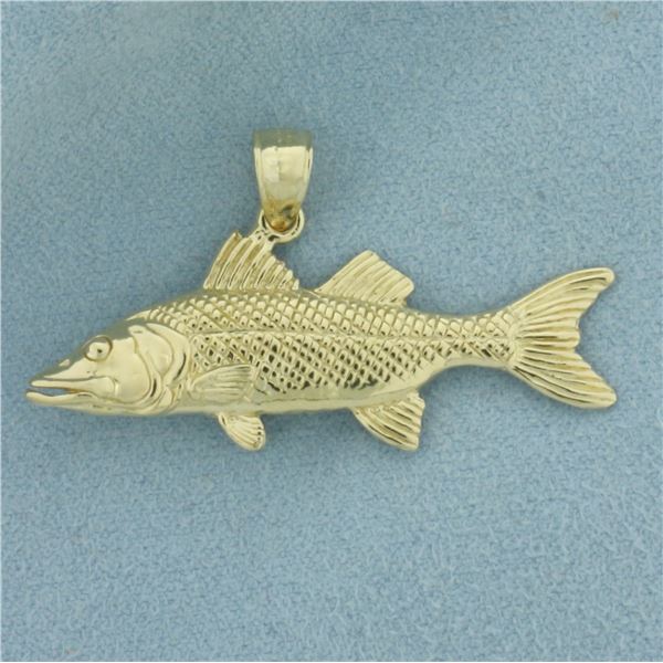Snook Fish Pendant in 14K Yellow Gold