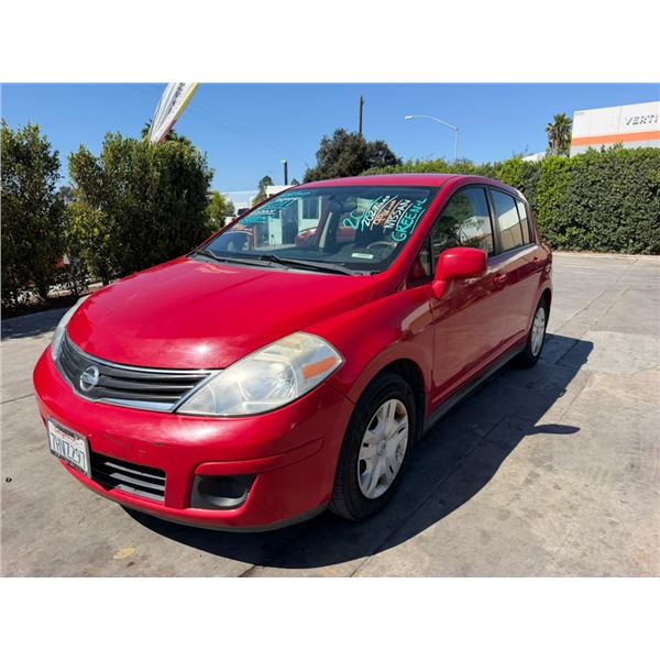 NISS VERSA 2011 APP  DUP/T-DON
