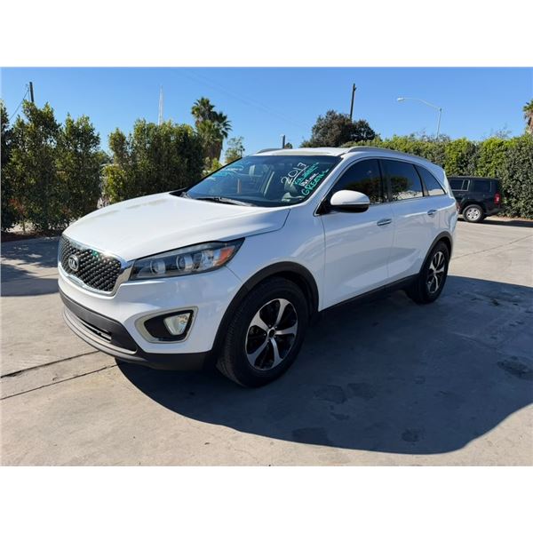 KIA SORENTO 2017 OS-SALV-WAIT/TITLE