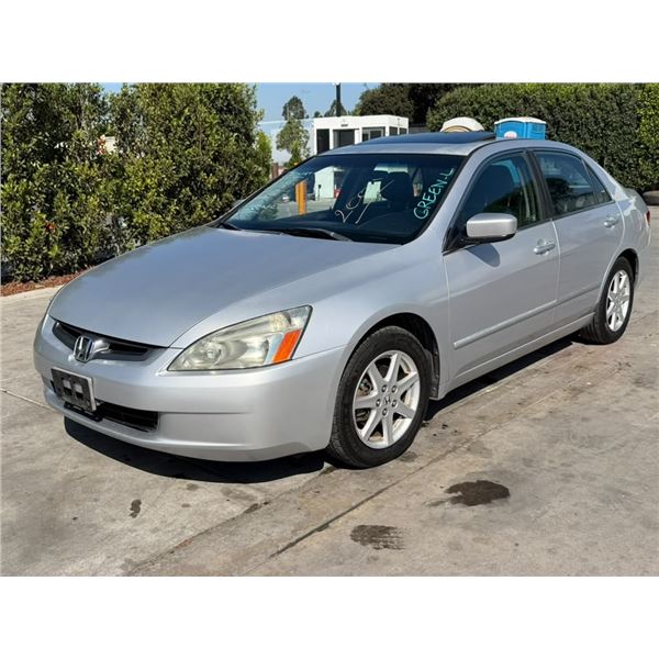 HOND ACCORD 2004 T-DONATION