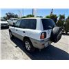 Image 4 : TOYT RAV4 2000 T-DONATION