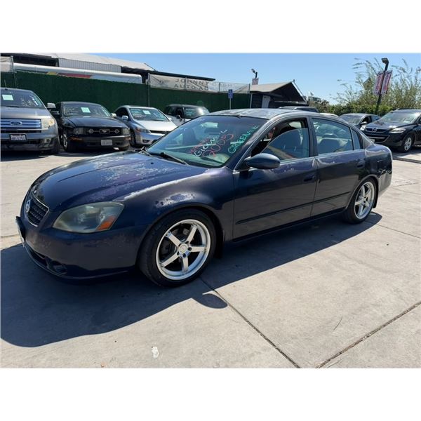 NISS ALTIMA 2005 T-DONATION