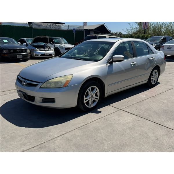 HOND ACCORD 2006 L/S-DON