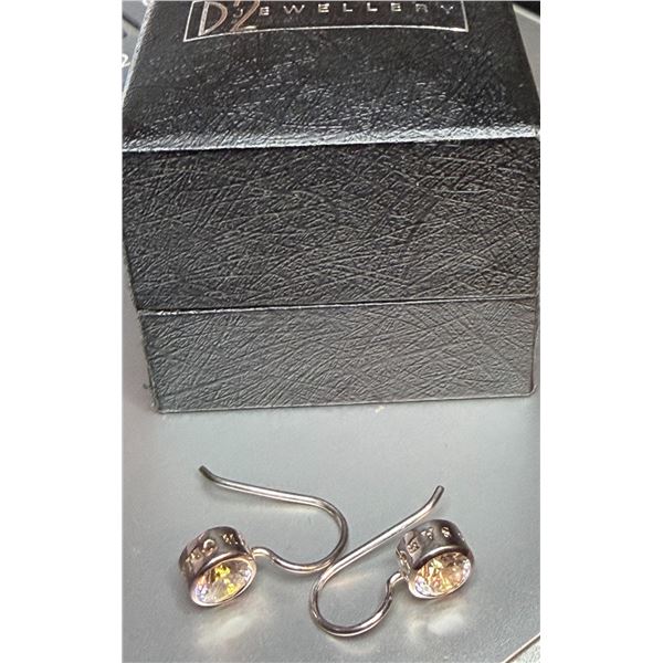 D Jewellery Silver Drop Earrings With Clear Stones, 2.9g