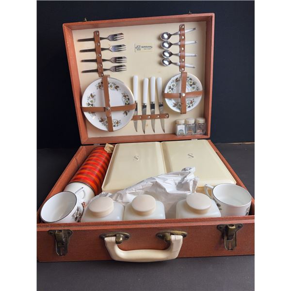 Siram England Picnic Set with Plates, Cutlery, Cups, Flasks, and Storage Boxes
