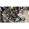 Image 2 : ROGERS ATHLETIC COMMERCIAL FREE WEIGHT 3 WAY ROW MACHINE