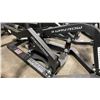 Image 3 : ROGERS ATHLETIC COMMERCIAL FREE WEIGHT 3 WAY ROW MACHINE