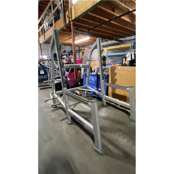 LIFE FITNESS GREY COMMERCIAL FREE WEIGHT OLYMPIC BAR SQUAT RACK