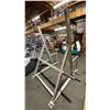 Image 3 : GREY COMMERCIAL FREE WEIGHT OLYMPIC BAR SQUAT RACK