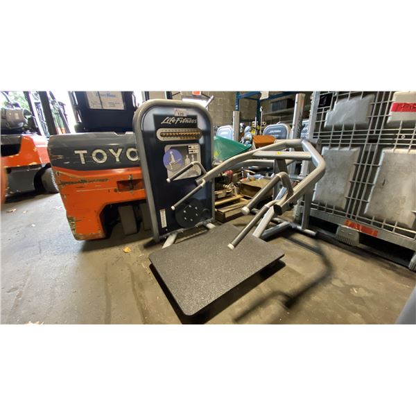 LIFE FITNESS COMMERCIAL STANDING SQUAT MACHINE