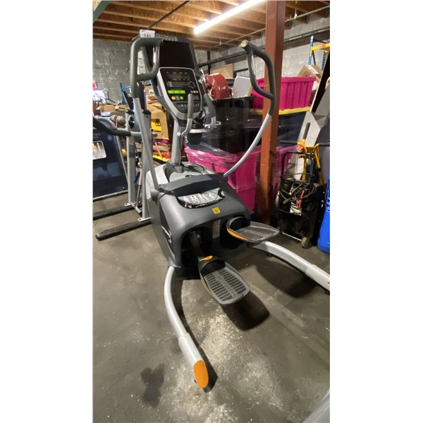 OCTANE FITNESS LATERAL X COMMERCIAL ELECTRIC LATERAL ELLIPTICAL MACHINE WITH OCTANE 15" FITNESS