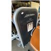 Image 4 : LIFE FITNESS COMMERCIAL SEATED AB CRUNCH MACHINE