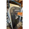 Image 5 : LIFE FITNESS COMMERCIAL SEATED TRICEPS PRESS MACHINE