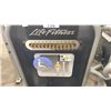 Image 3 : LIFE FITNESS COMMERCIAL SEATED ROW MACHINE