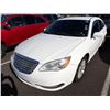 Image 1 : 2013 Chrysler 200