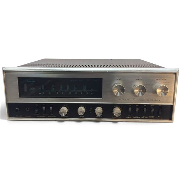 Late 1960s Sansui Model 3000A Solid-State AM/FM Stereo Receiver, 220V