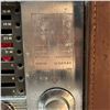 Image 2 : 1953 RCA Victor Strato-World 3-BX-671 Seven-Band Portable Tube Radio with Printed World Map