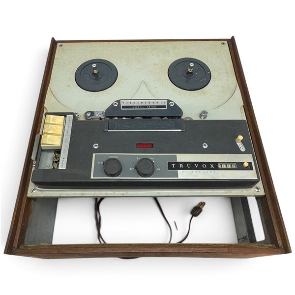 5 Vintage Tape Recorders: Truvox PD100, Toshiba KT-403D, Realistic SCT-14 & Portables