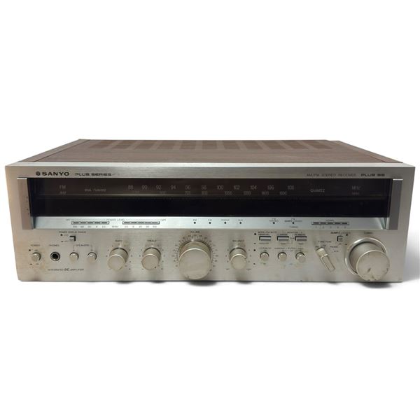 Sanyo Plus Series Plus 55 AM/FM Quartz-Locked Stereo Receiver, Made in Japan