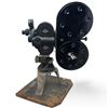 Image 4 : Bell & Howell Eyemo Model 71 35mm Motion Picture Camera with Spider Turret & Magazine