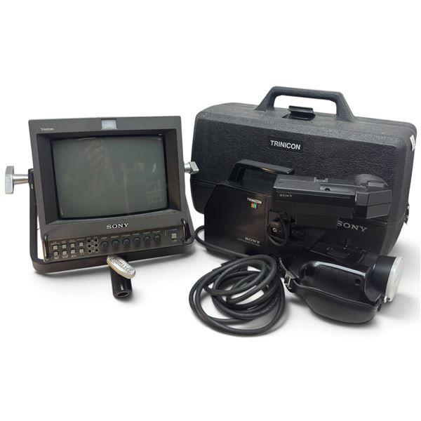 Sony HVC-2000 Trinicon Camera & PVM-8042Q Trinitron Color Monitor with Case