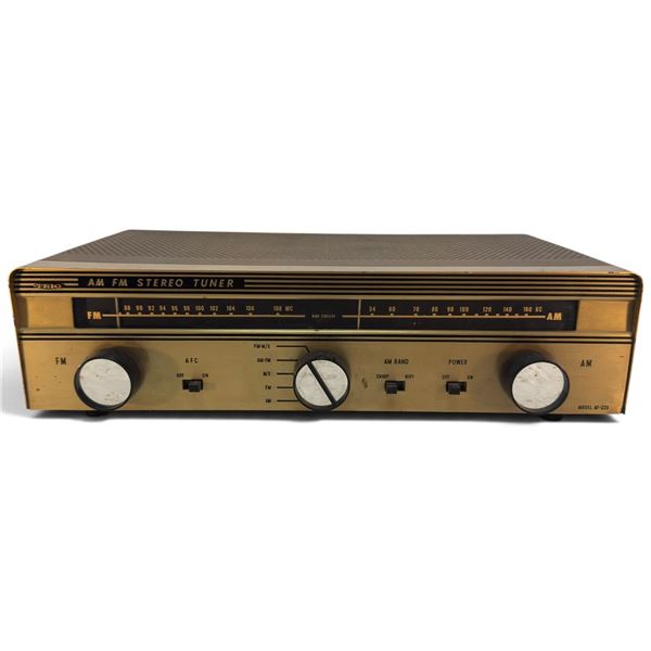 Circa 1959 Trio AF-220 Vacuum-Tube AM/FM Stereo Tuner with Multiplex Connections