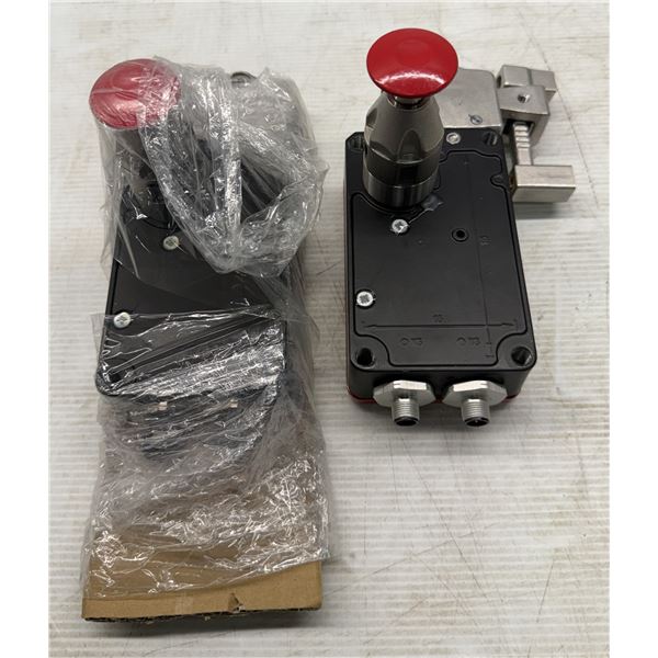 (2) Fortress #NO2T6SE431T03500D1D1GM / ITM-00091495 amGard Safety Interlock Switches