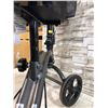 Image 10 : Steerable Knee Walker / Knee Scooter