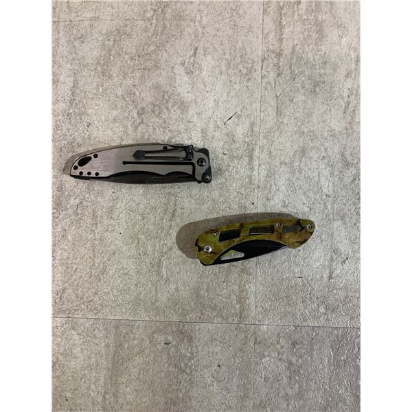 Lot Of 2 Pocket Knives