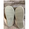 Image 2 : Brown Slippers With White Fuzz