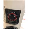 Image 6 : White Metal Heater