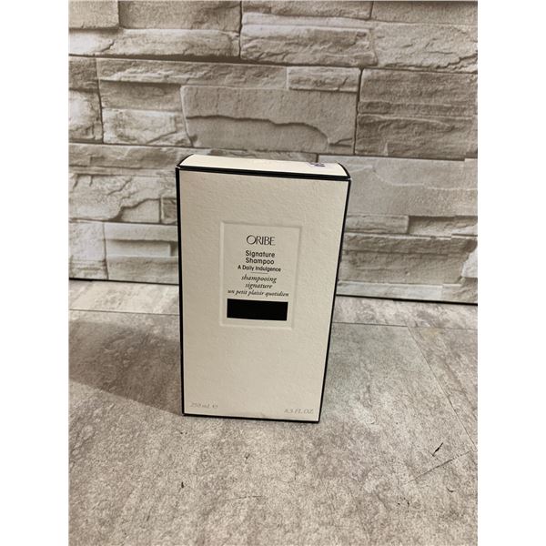 ORIBE Signature Shampoo - 250mL