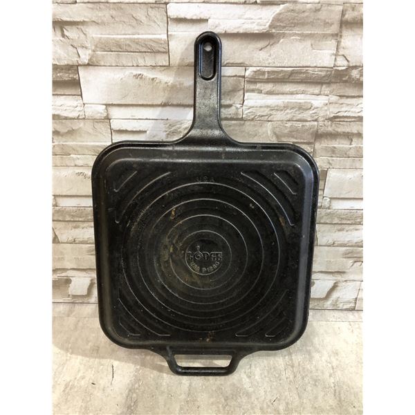 Lodge Pro Logic 12in Square Cast Iron Griddle
