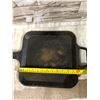 Image 6 : Lodge Pro Logic 12in Square Cast Iron Griddle