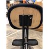 Image 8 : Ergonomic Kneeling Chair