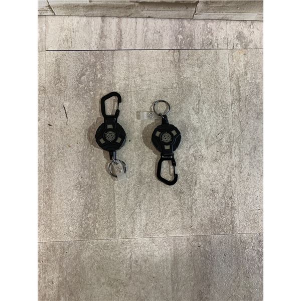 Oaridey 2 Pack Of Retractable Keychains