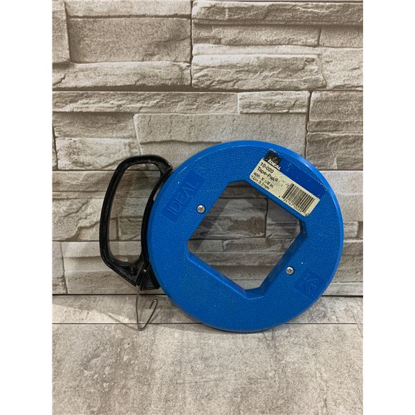 IDEAL Blued Steel Fish Tape With A Thumb Winder Case