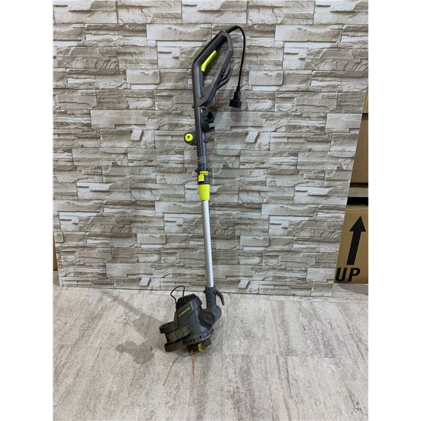 Yardworks 5.5A Electric Corded Grass Trimmer