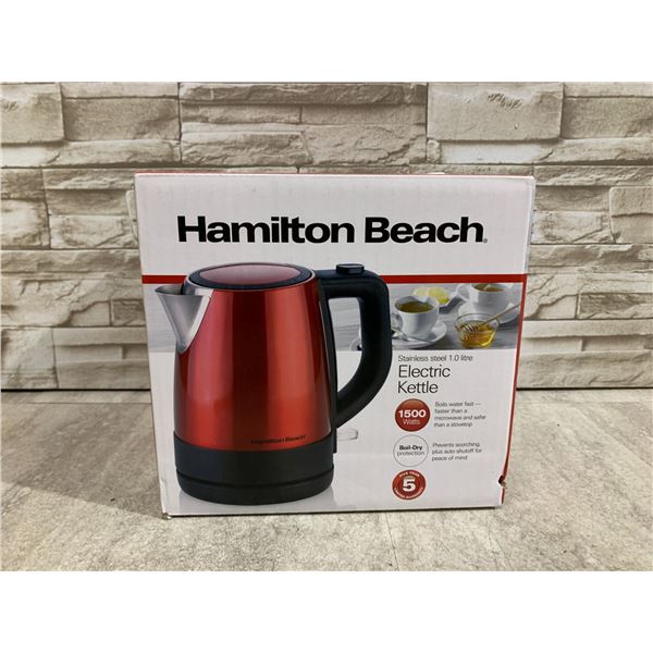 Red Hamilton Beach Stainless Steel 1.0L Electric Kettle
