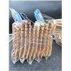 Image 3 : Strata Wooden Clothespins 5 Packs Of 50 Pieces