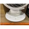 Image 3 : WOOZOO White Oscillating Table Fan Remote
