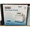 Image 2 : Kirkland Dry Facial Towels 200ct Made in Korea