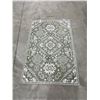 Image 2 : Green And White Rug 4ft By 2.5ft